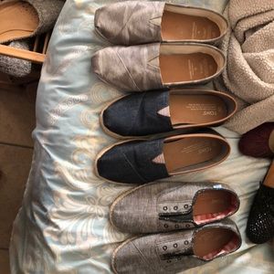 5 Sets of 7W Toms Loafers-Basically Brand New